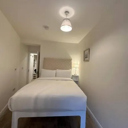 Hotell Parnell 3*